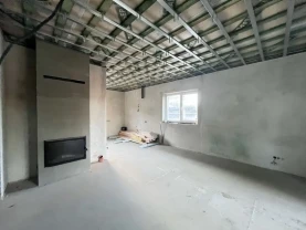 Продаж будинку біля лісу з ділянкою 12 сотих