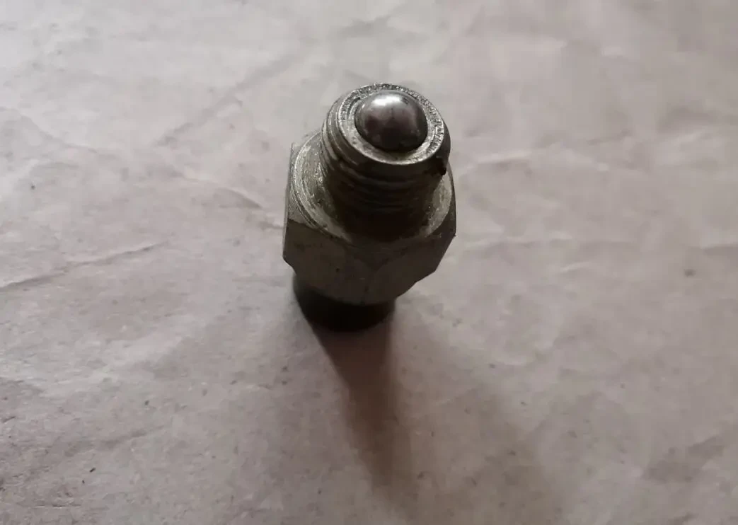 Датчик 543710 новый ссср 3