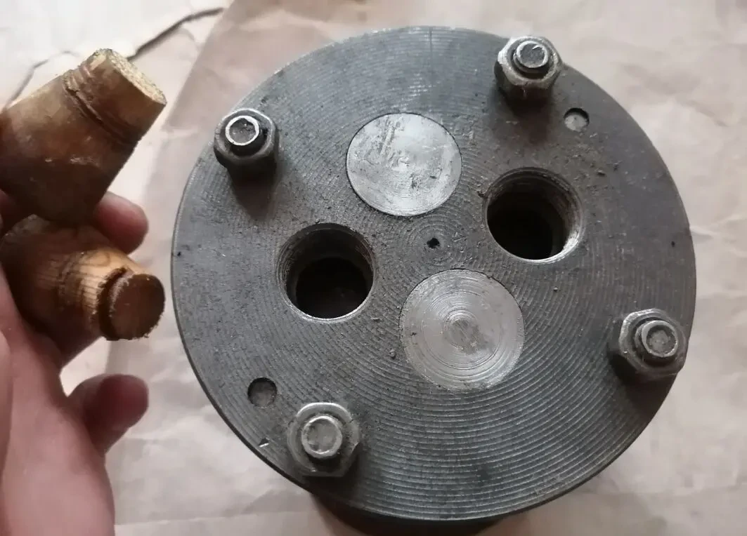 Топливный насос на сельхозтехнику 3