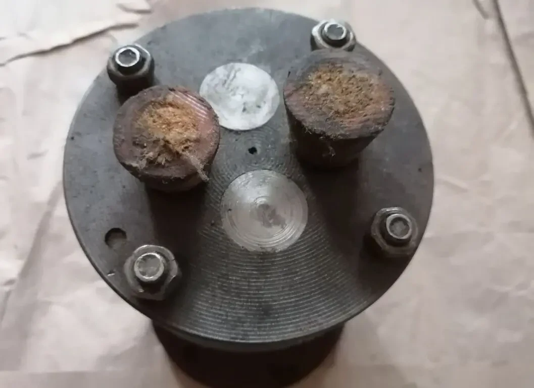 Топливный насос на сельхозтехнику 5