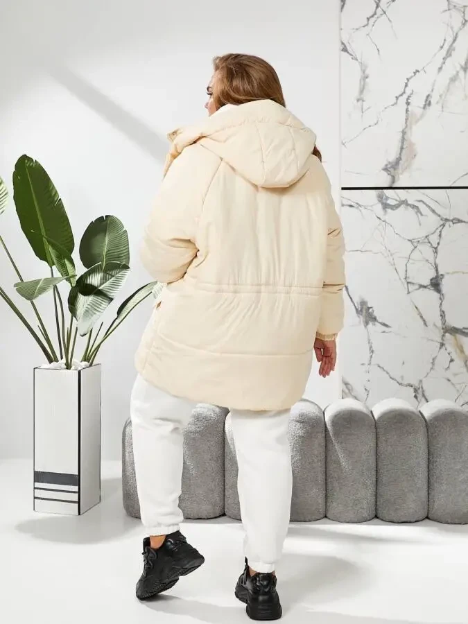 Тепла жіноча куртка молочна розміри 42-56 4