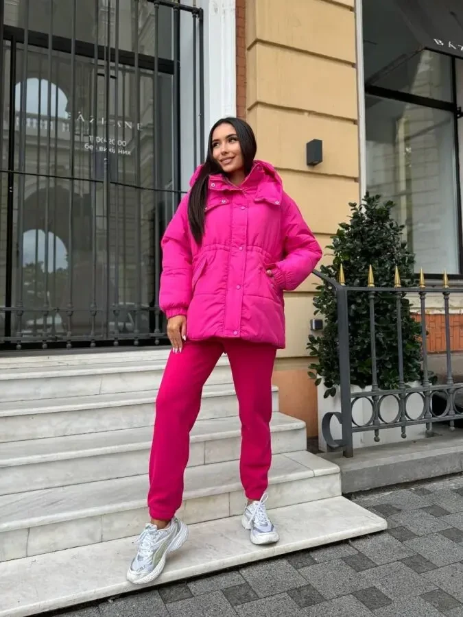 Тепла жіноча куртка рожева розміри 42-52