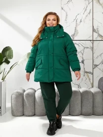 Тепла жіноча куртка зелена розміри 42-56