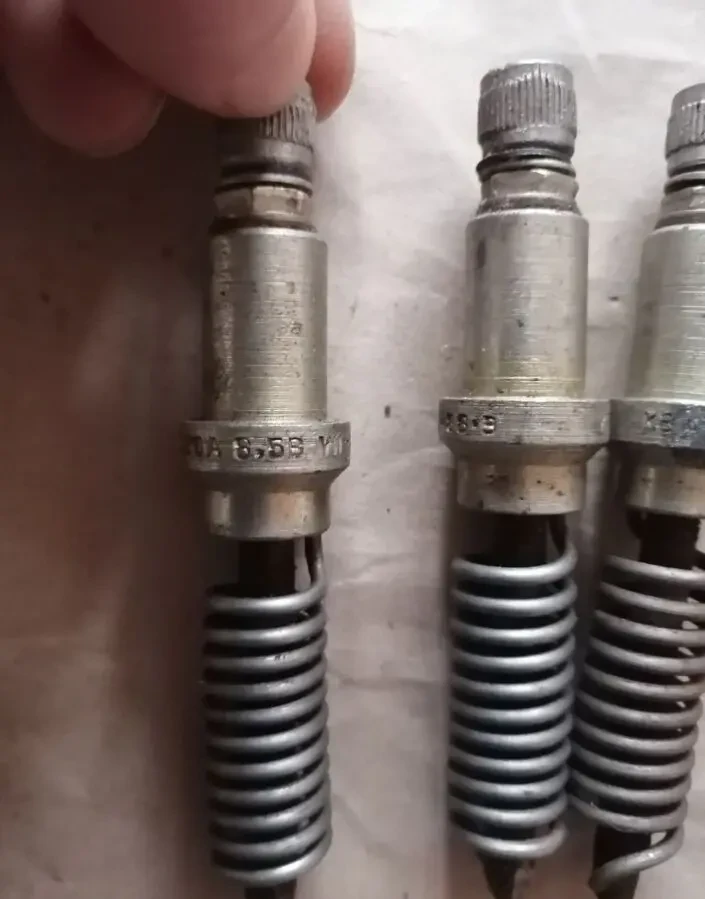 Свеча накала СН-150, т-16,т-25, т-40, новая ссср 3