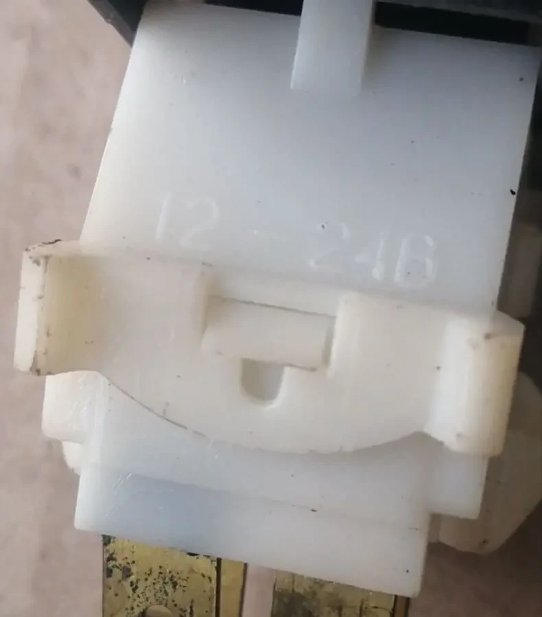 Клавиша П147-04.02, новая ссср 3