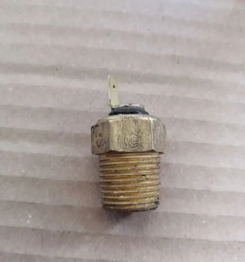 Датчик ТМ-111, мтз, новый ссср 2