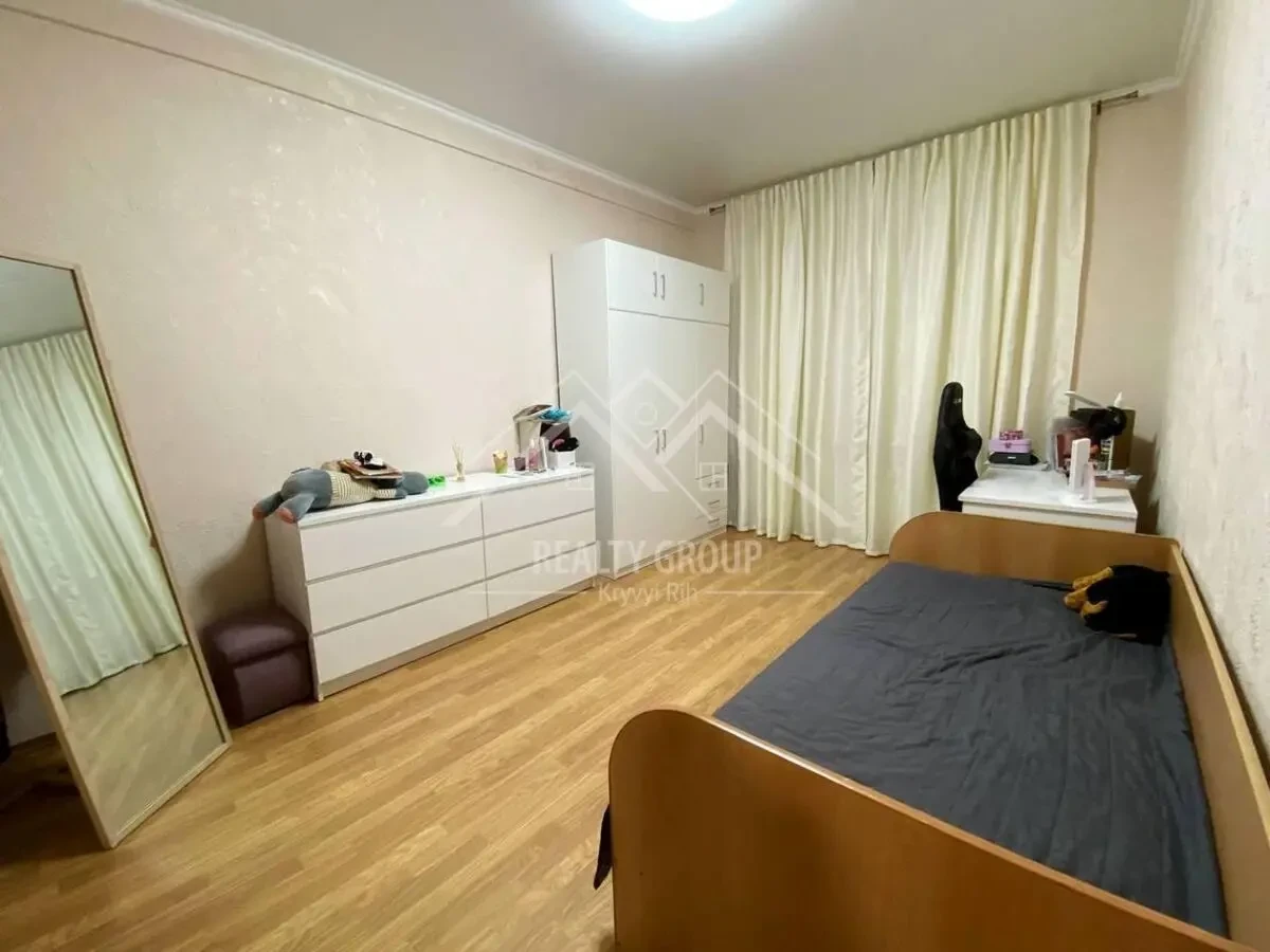 Продаж 4-к з автономним опаленням та власною електрос 8