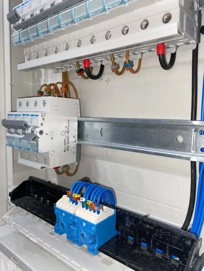 Профессиональный электрик Кривой Рог 7