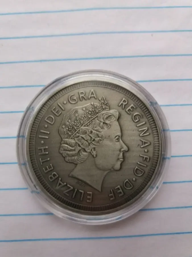 Монета Аматерасу - богині сонця. 2