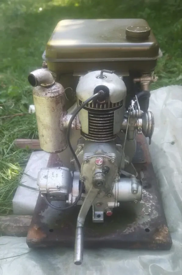 Генератор бензиновий 2