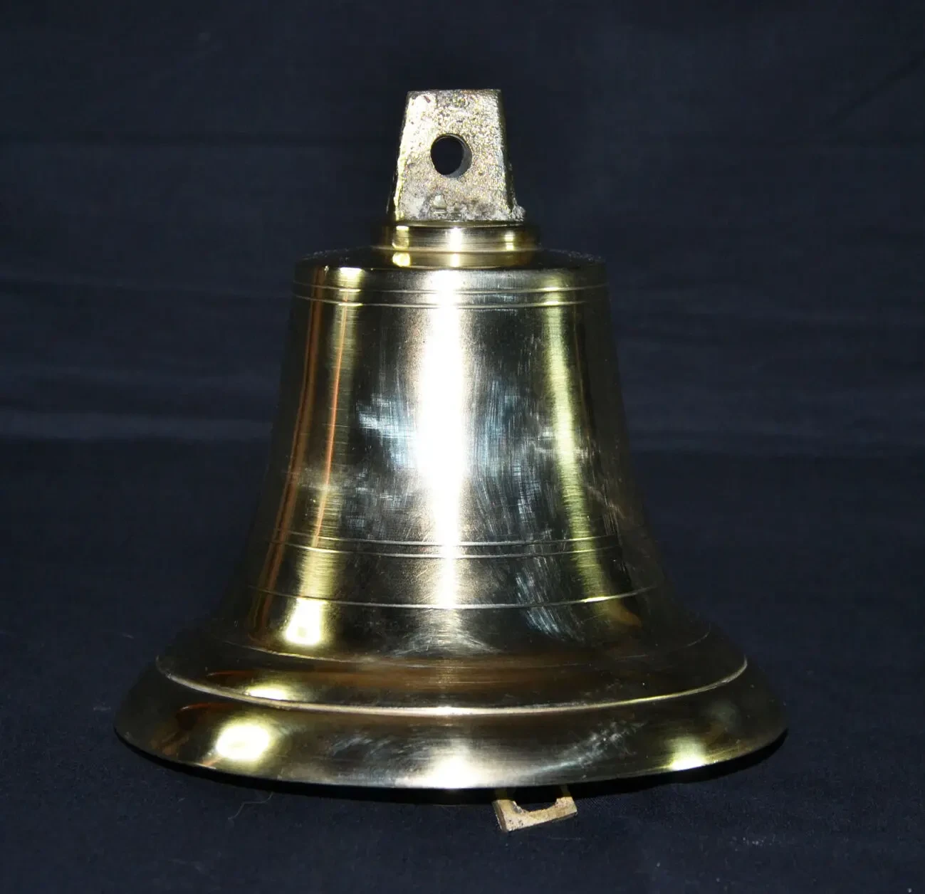 Корабельный колокол-рында.