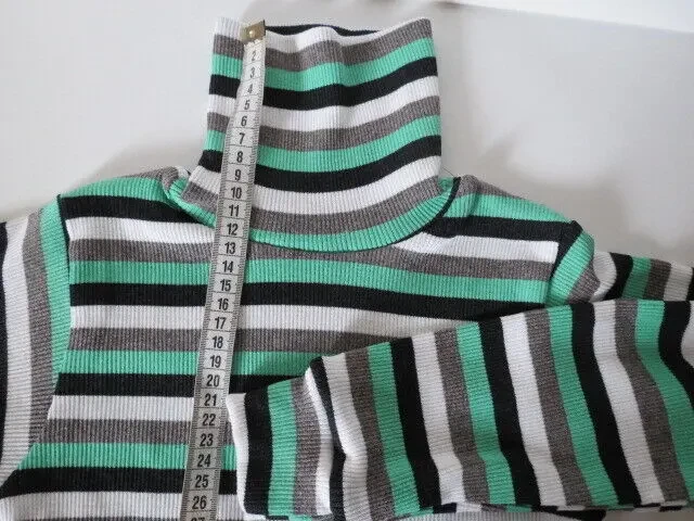 дитячі светри-водолазки нові, теплі, м'які та стильні, розмір 134 2