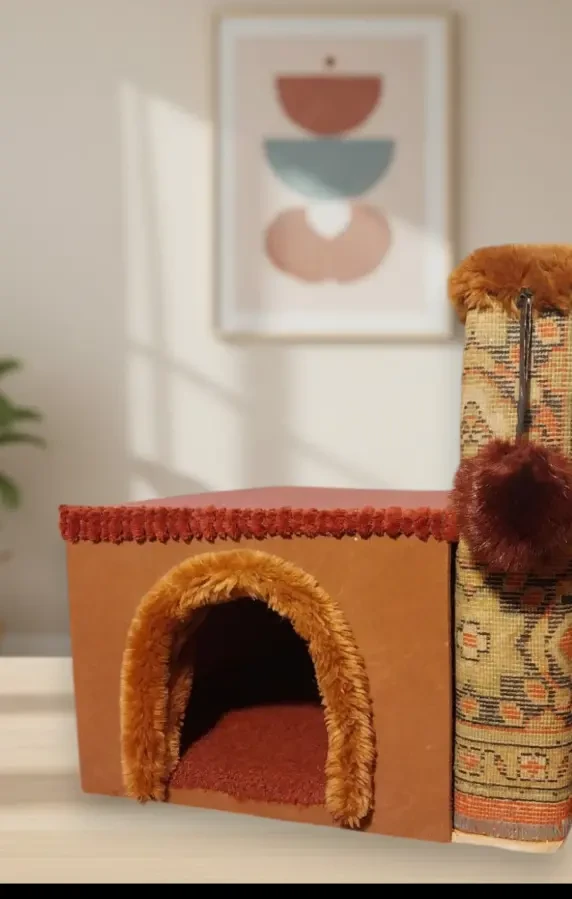 Новорічний розпродаж доміків з кігтеточкою для котів 4