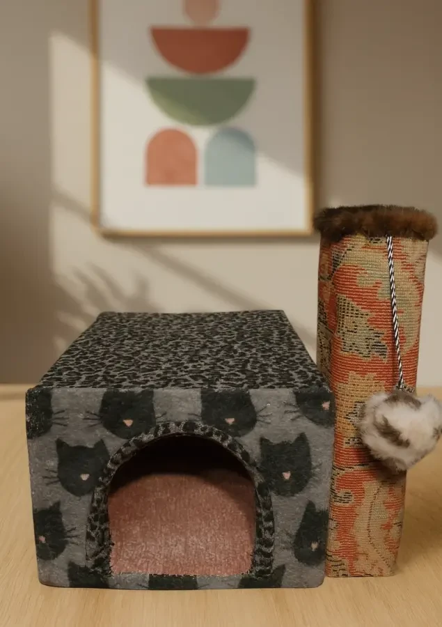 Новорічний розпродаж доміків з кігтеточкою для котів 7