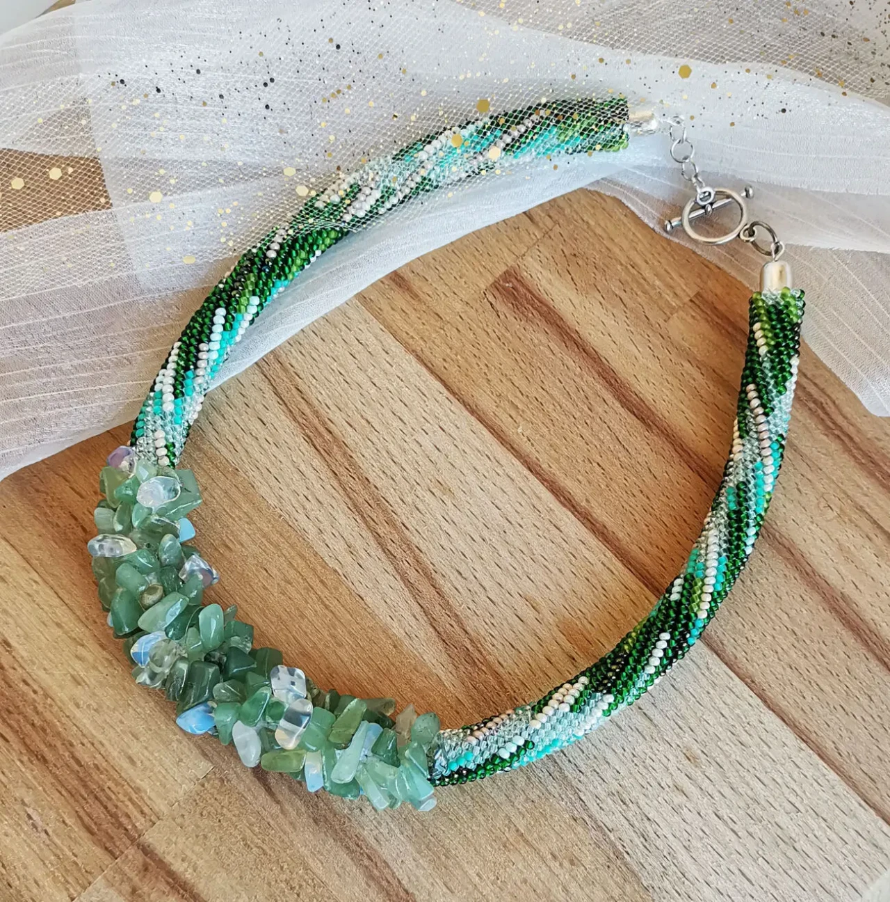 Прикраса із бісеру кольє-джгут Мавка 3