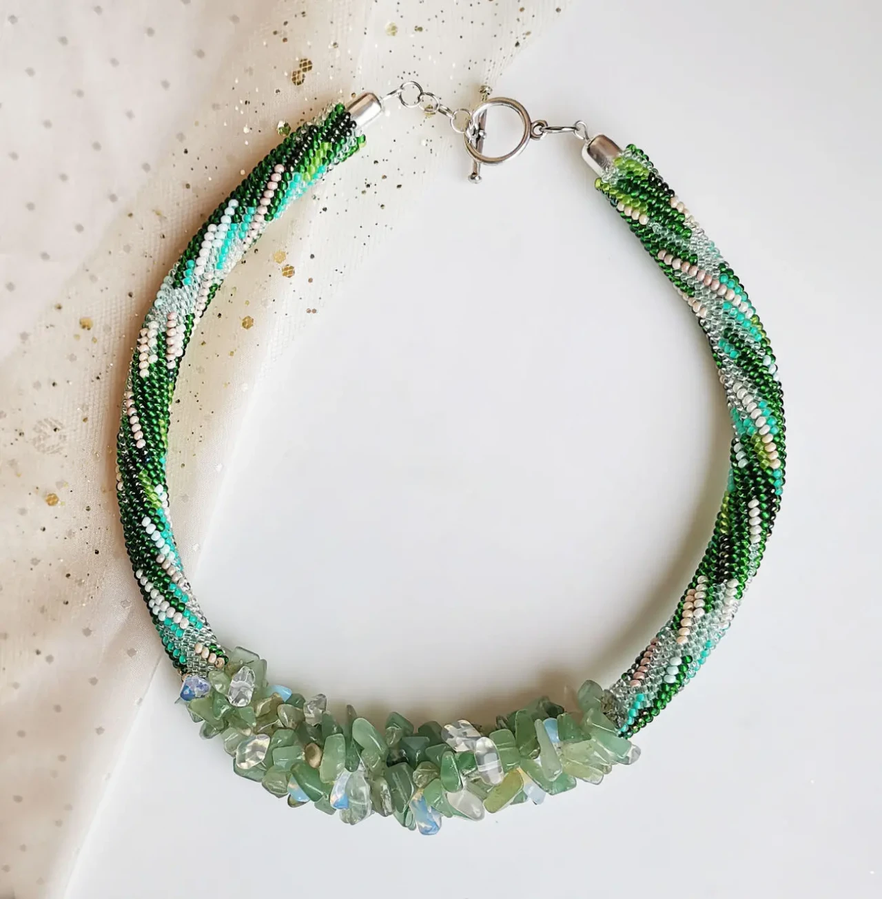 Прикраса із бісеру кольє-джгут Мавка