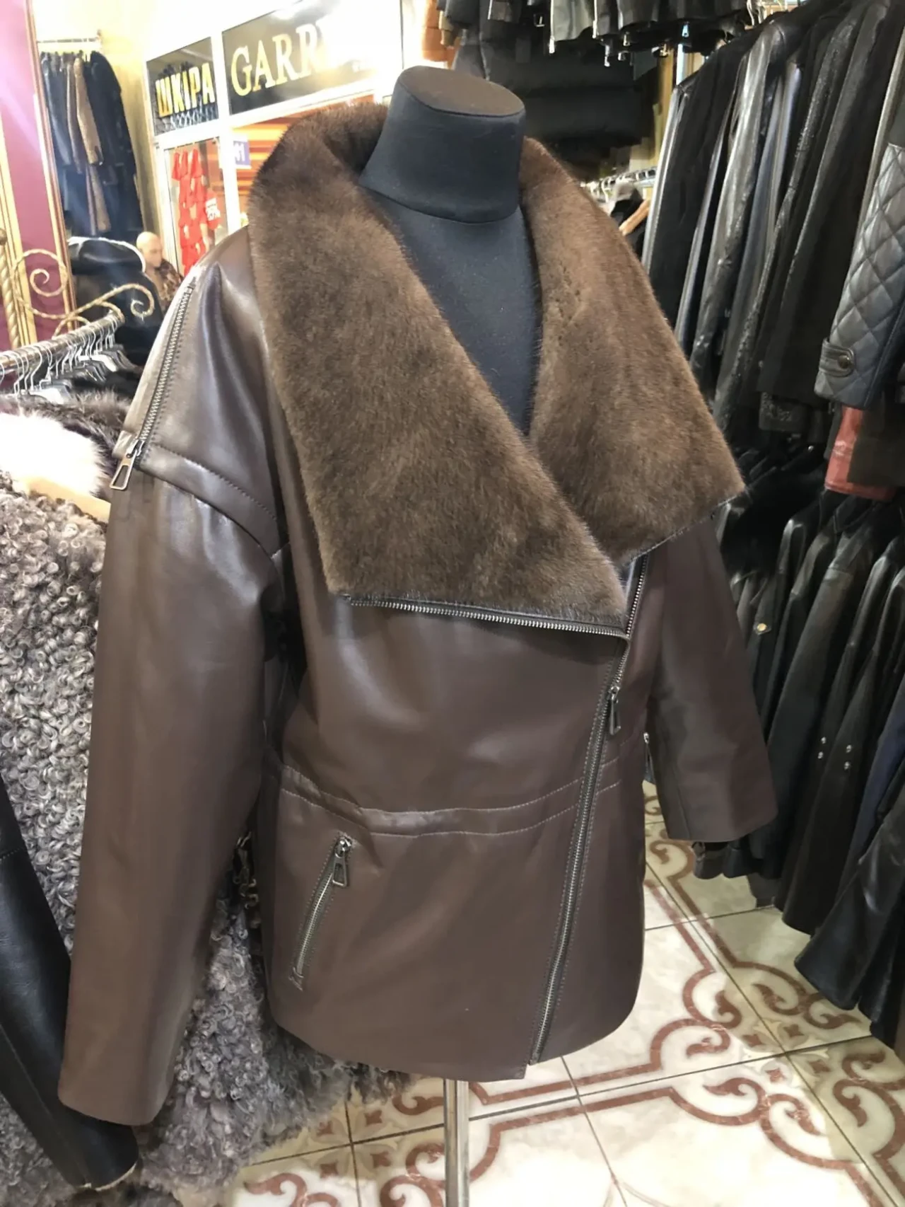 Куртка шкіряна утеплена подовжена,коричнева,шоколад,комір норка 6