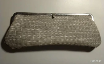 Серый чехол кофр твердый на замке пенал, для маленьких очков, мелочей