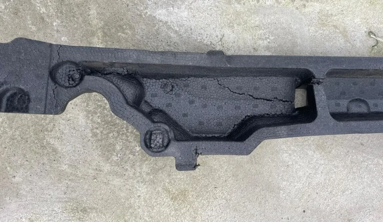 Toyota Rav4 Абсорбер переднего бампера 5261442120 2