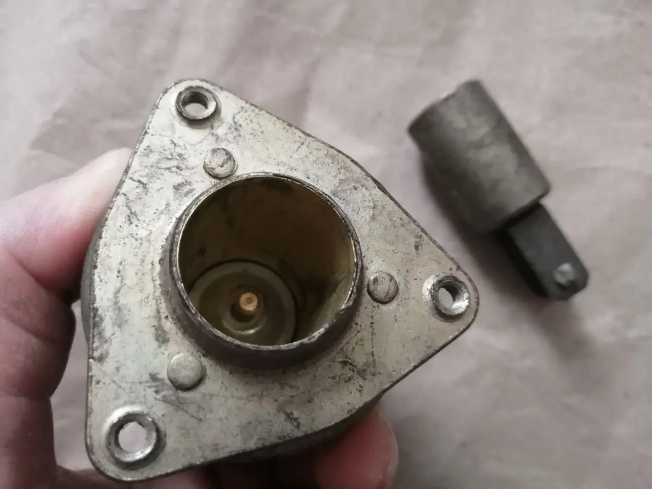 Втягивающее реле ваз 2101-2107 2