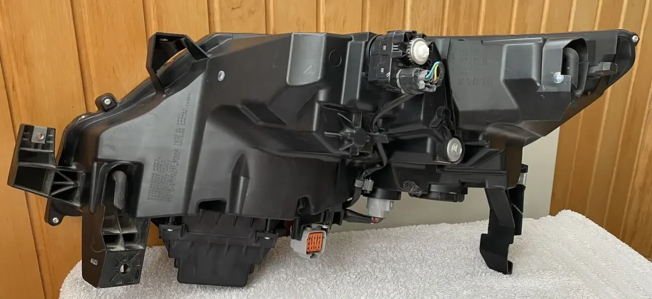 Mitsubishi ASX Фара правая 8301D482 5