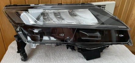 Mitsubishi ASX Фара правая 8301D482