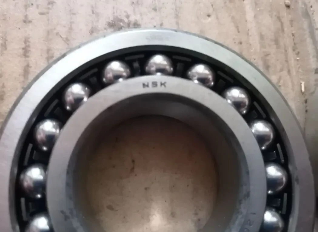 Подшипник 1207 NSK 2