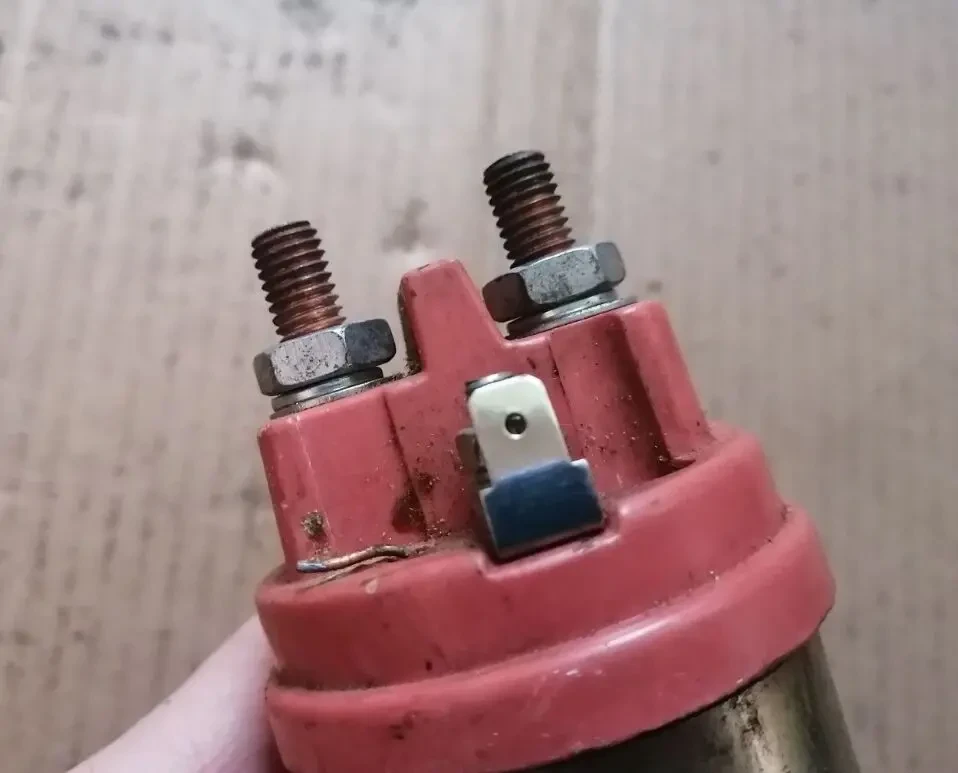 Втягивающее реле москвич 412 4