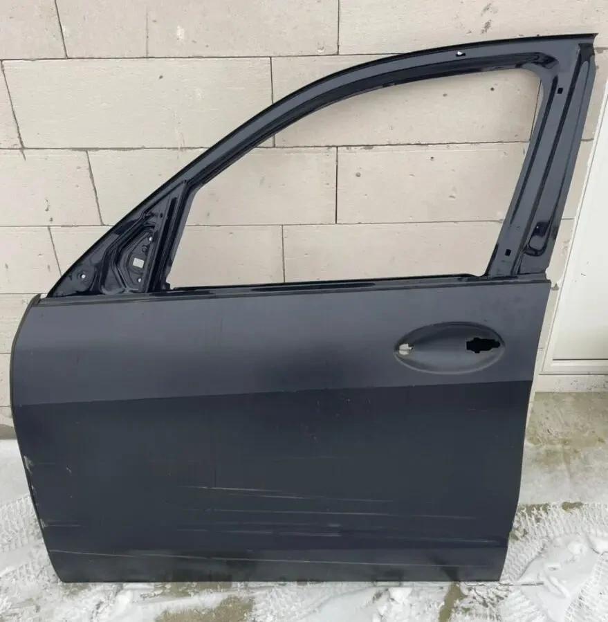BMW X5 G05 Дверь передняя левая 41518738551
