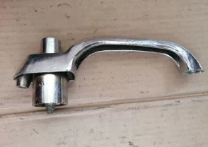 Ручка двери зил-130, правая