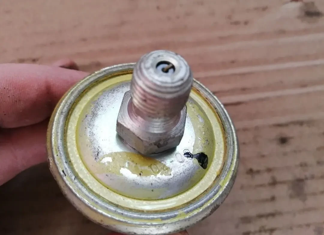 Датчик масла ММ-355, маз, зил 3