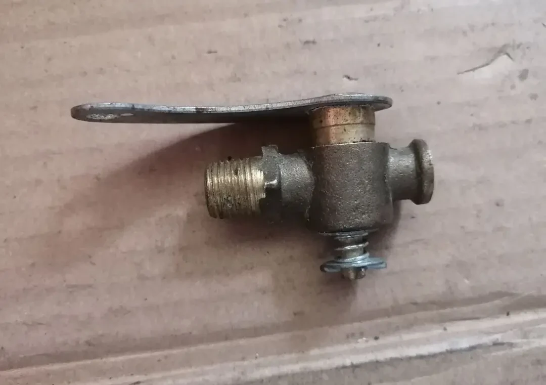 Краник газ 52