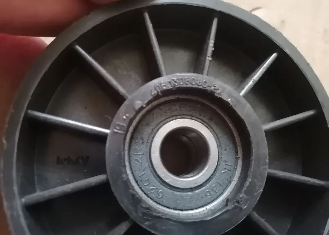 Ролик 406-1308080-21 ременя кондиционера газель, уаз 3