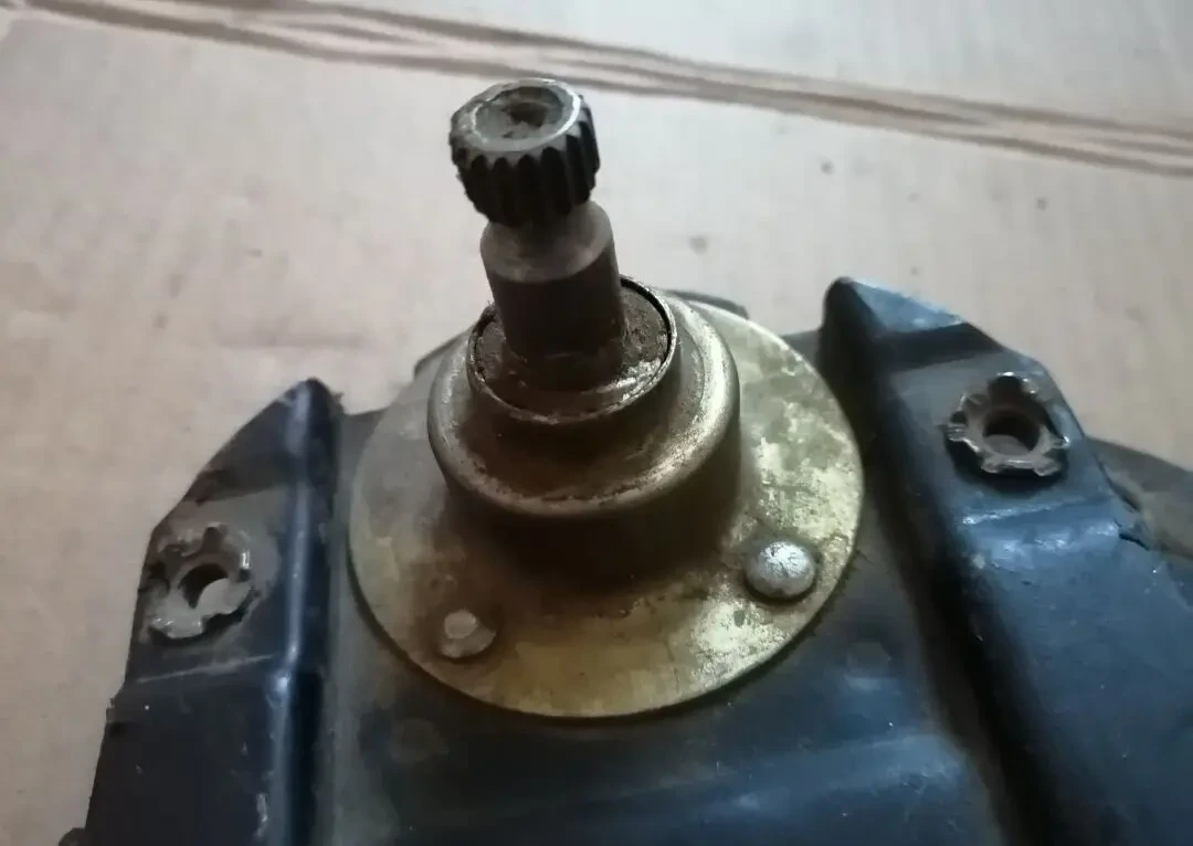 Стеклоподьемник газ 2410 2