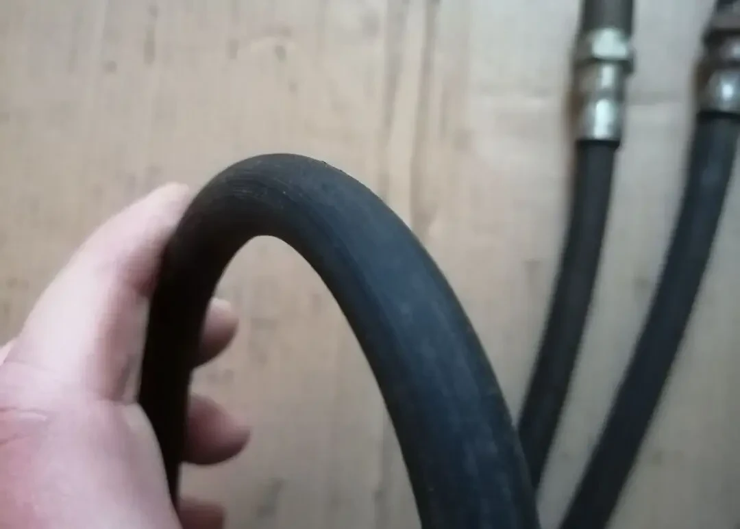 Шланг задний тормозной газ 24, газель, уаз 6