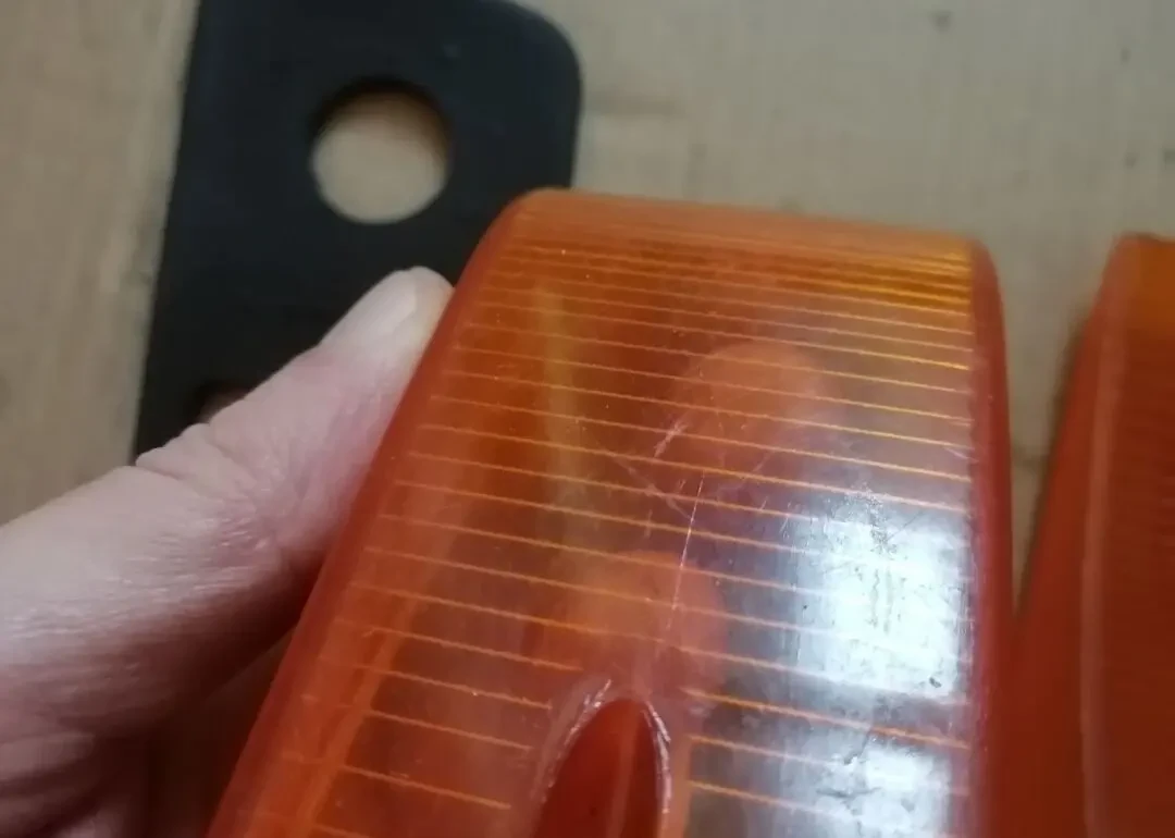 Прокладки стекла поворотов газ 24 3