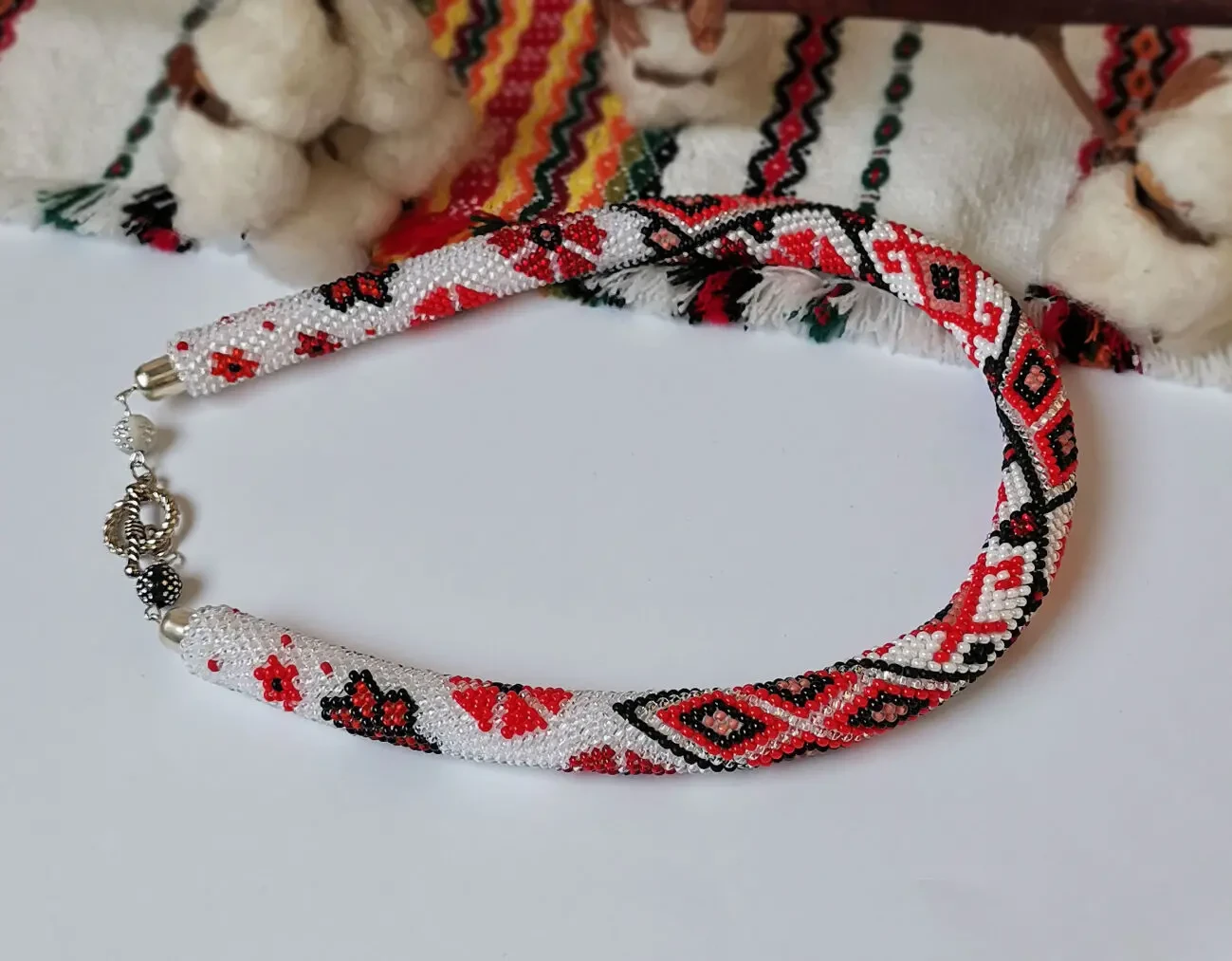 Прикраса із бісеру кольє-джгут Сузір'я долі 5