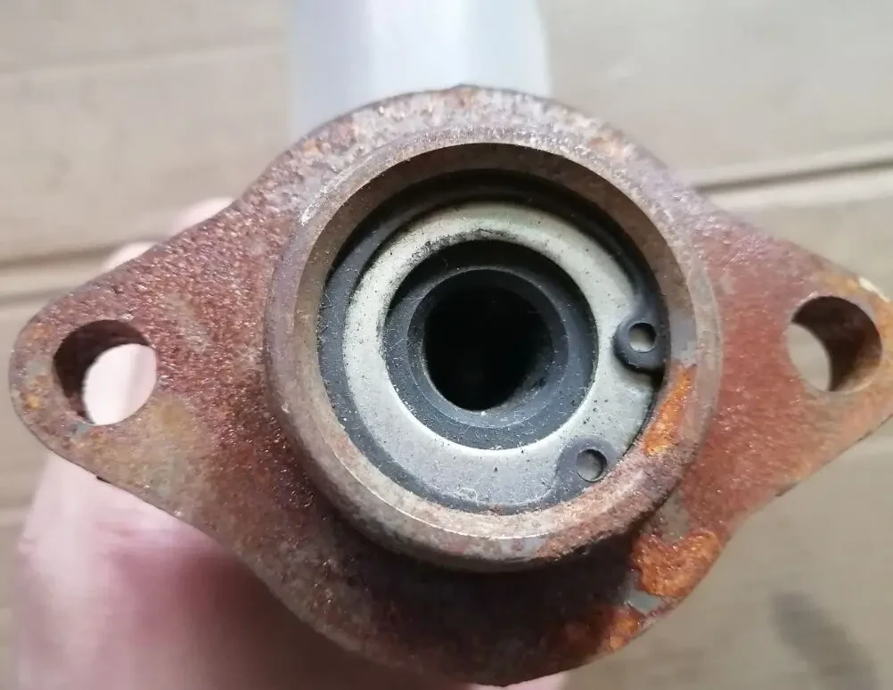 Главный тормозной цилиндр уаз 2