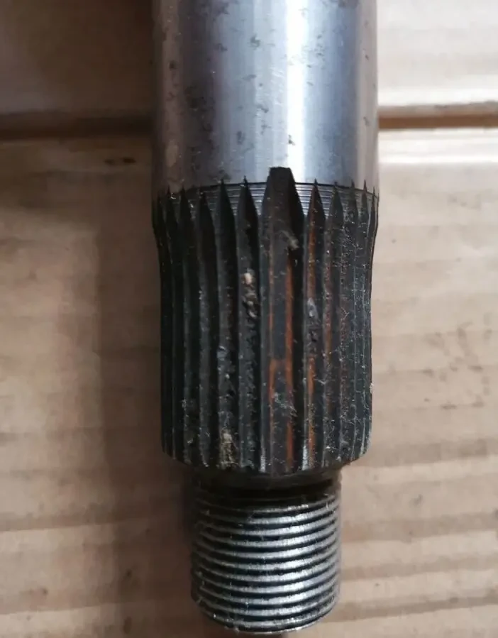 Вал рулевой сошки уаз 452 6