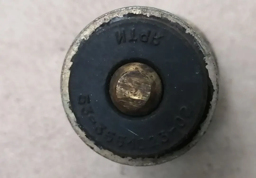 Клапан атмосферный вакуумного усилителя газ 24, 53-3551023 2