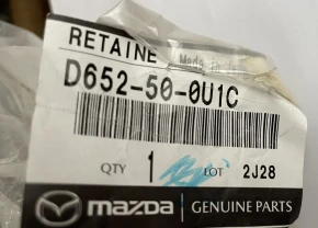 Mazda2 Кронштейн бампера D652-50-0U1C  D652-50-0U1A  D652-50-0U1B