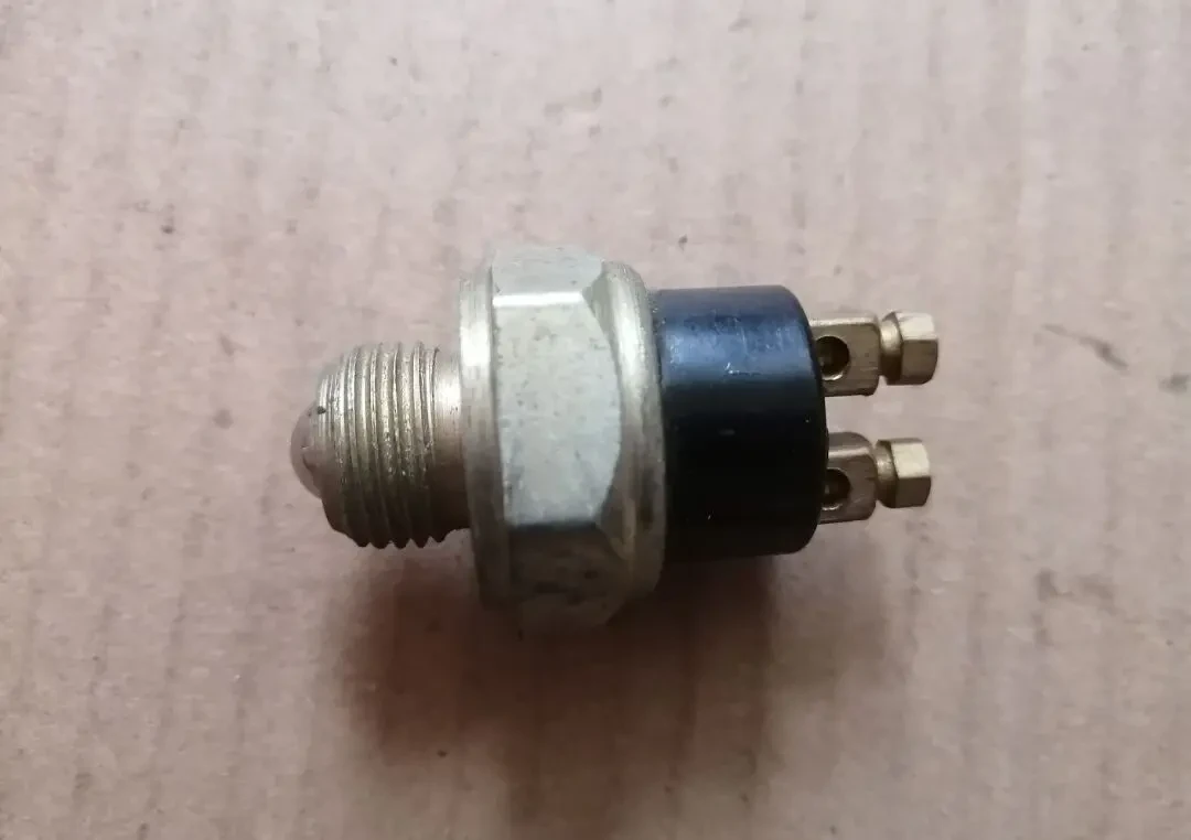 Датчик ВК-403, волга, газель, уаз