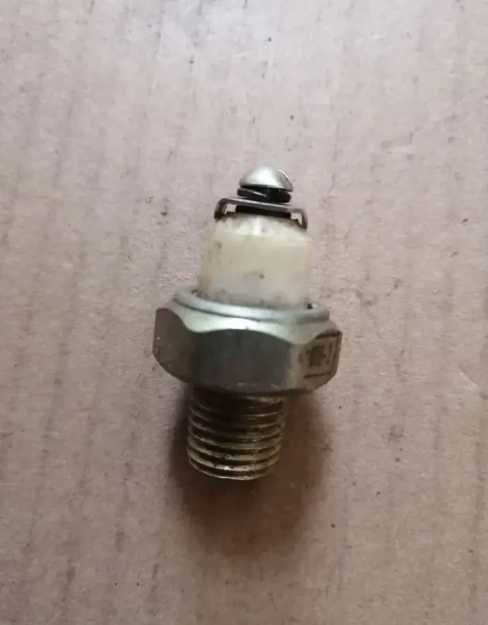 Датчик ММ-111,  волга, газель, уаз