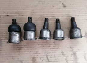 Палец рулевой газ 24