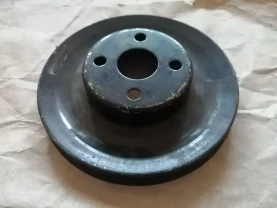 Шкив помпы газ 24