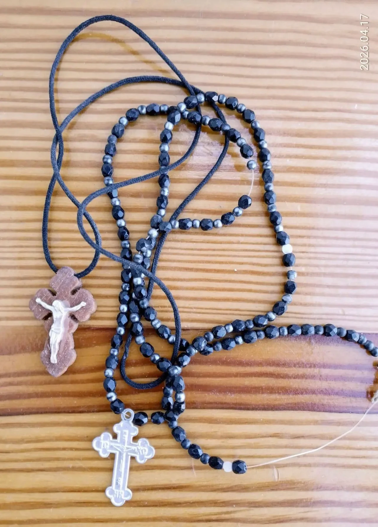 Браслет гематит Иконы и бусины дерево, крестик ладанка, светлана икона 7