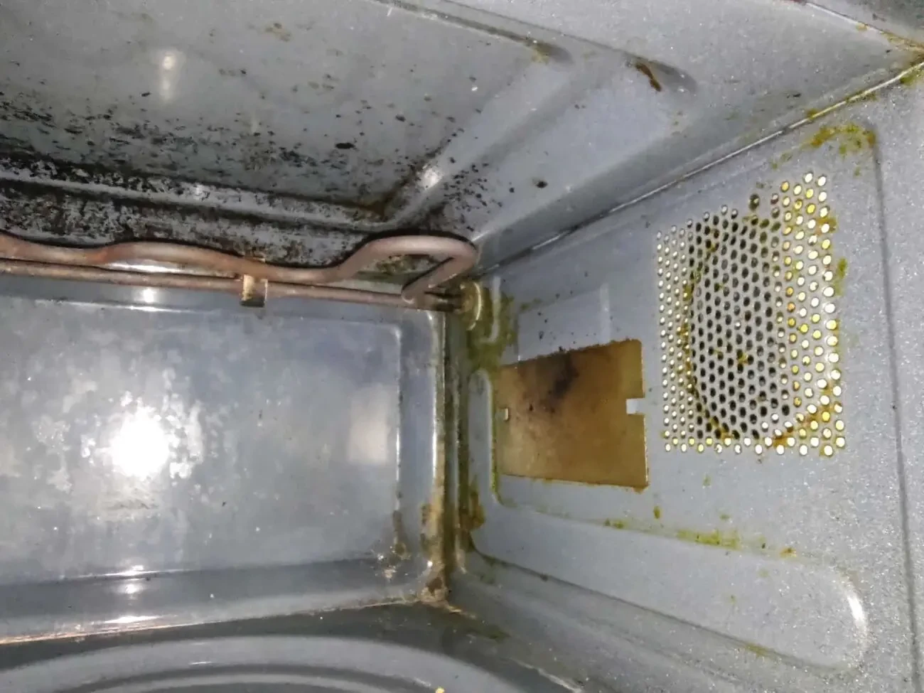 СВЧ-печь Samsung CE-287DNR на запчасти 3