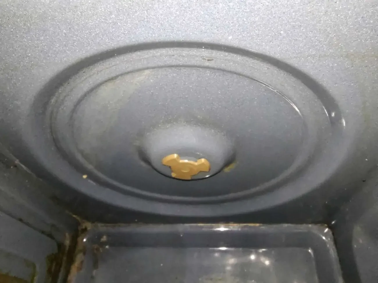 СВЧ-печь Samsung CE-287DNR на запчасти 4