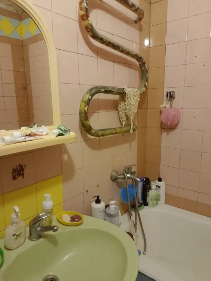 Продам 3 кімнатну квартиру свою 7