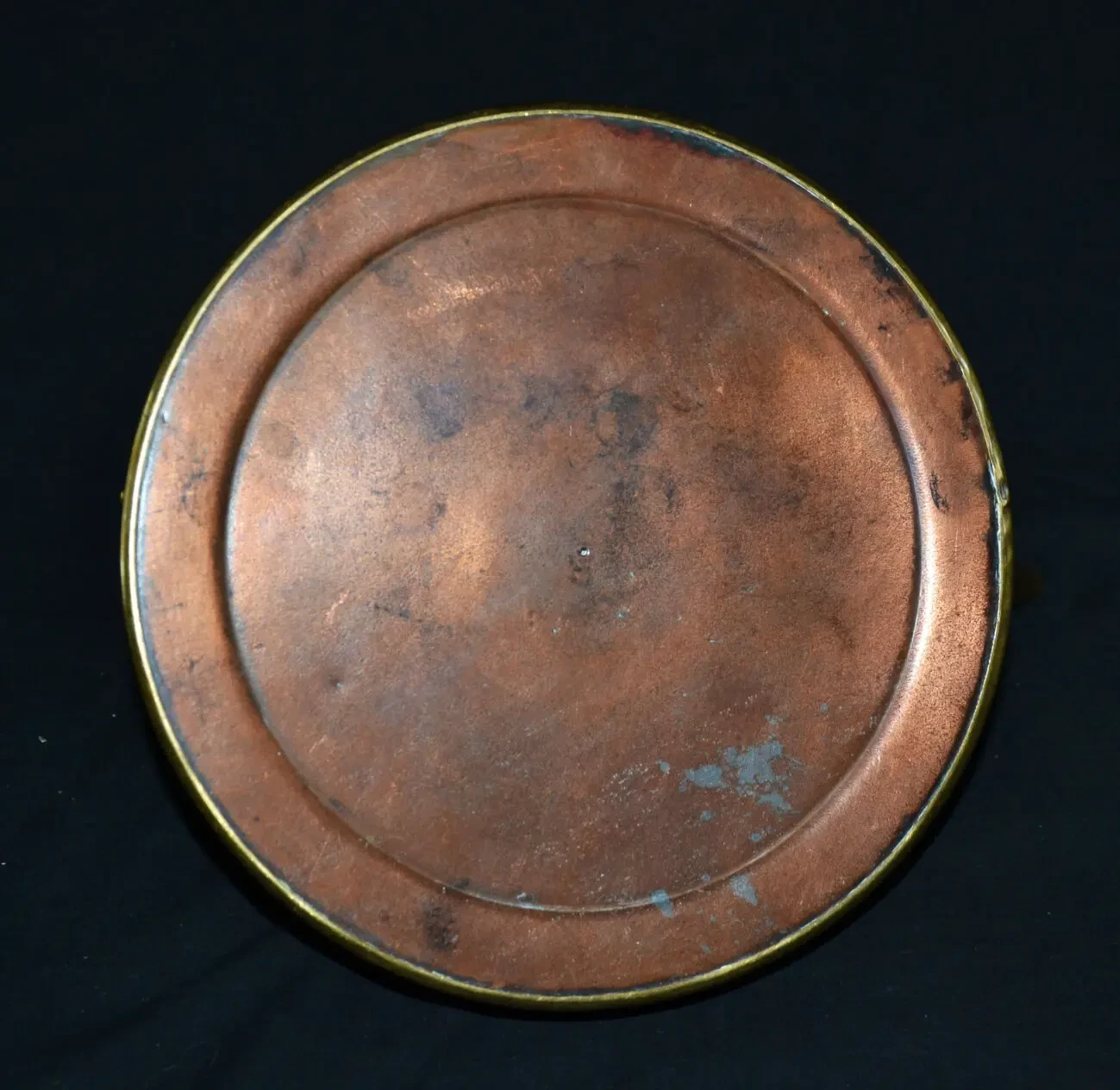 Латунный чайник, дизайн и исполнение Яна Эйзенлёффеля 2